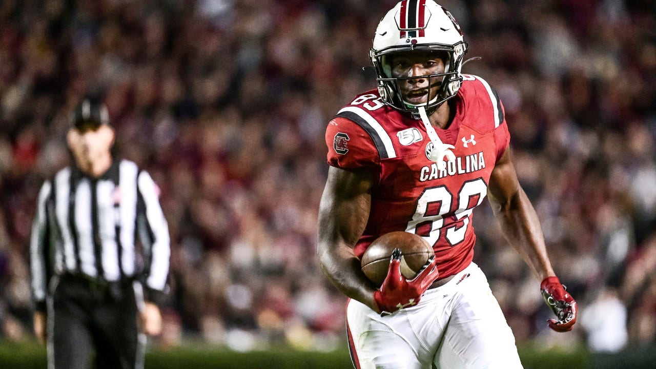 South Carolina beats Vandy 24-7 with Edwards career game